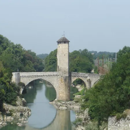 Bed & Breakfast Cote Cour Orthez